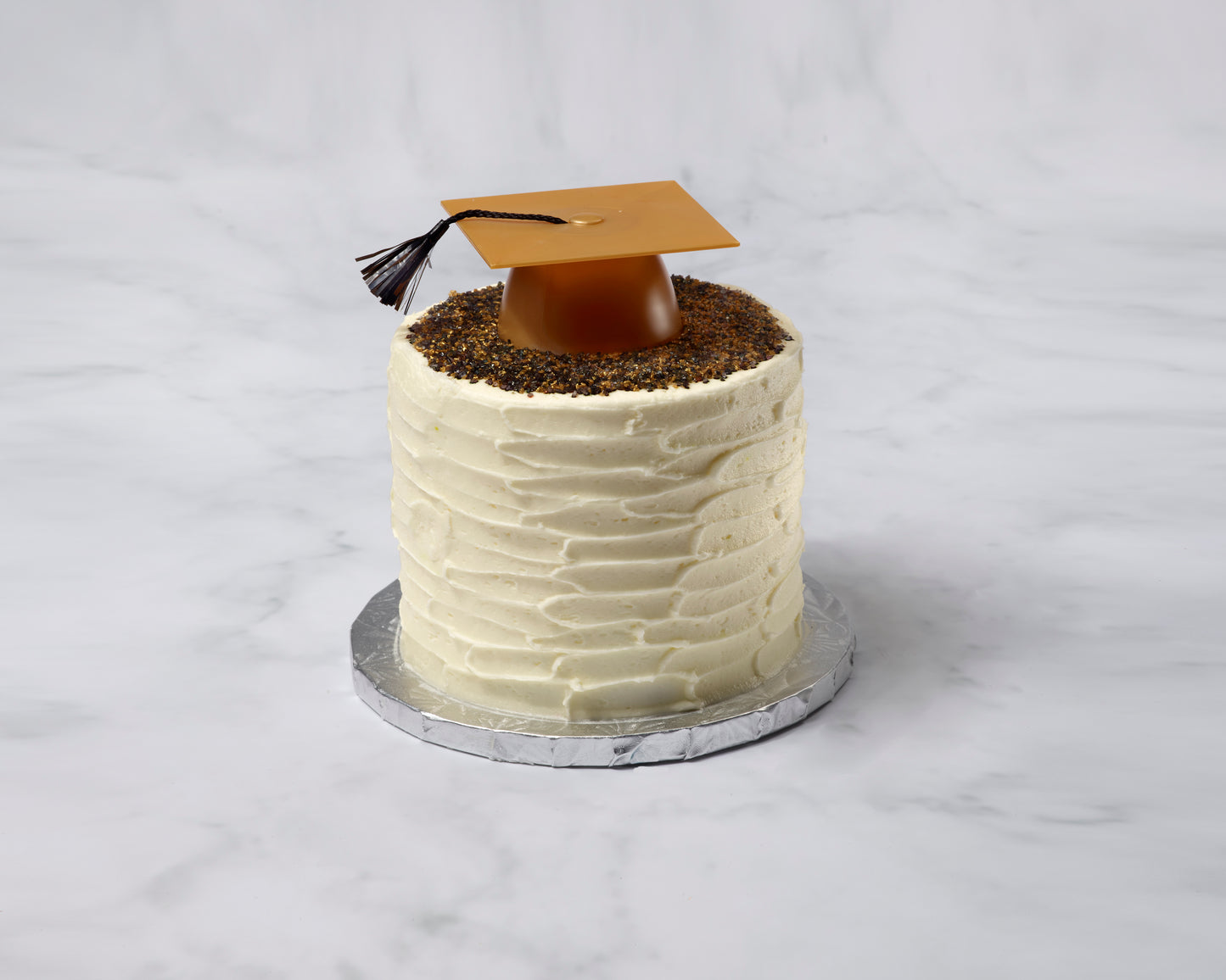 Graduation cap cake