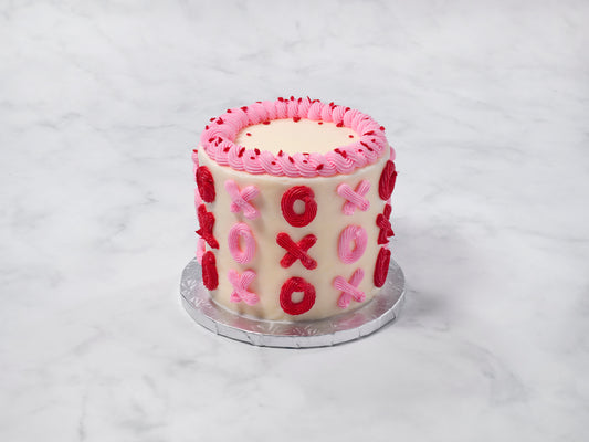 XOXO's Valentine's cake