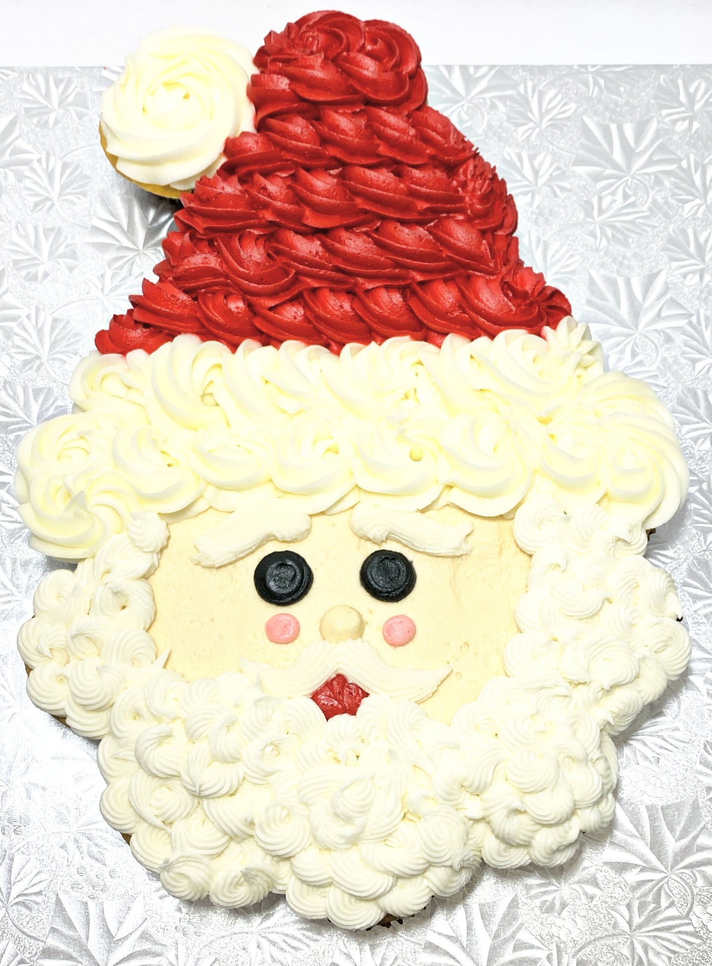 Santa cupcake cake (minis!)